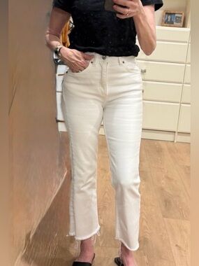 Zara White High-Rise Straight-Leg Jeans with Freyed Hem SZ 2